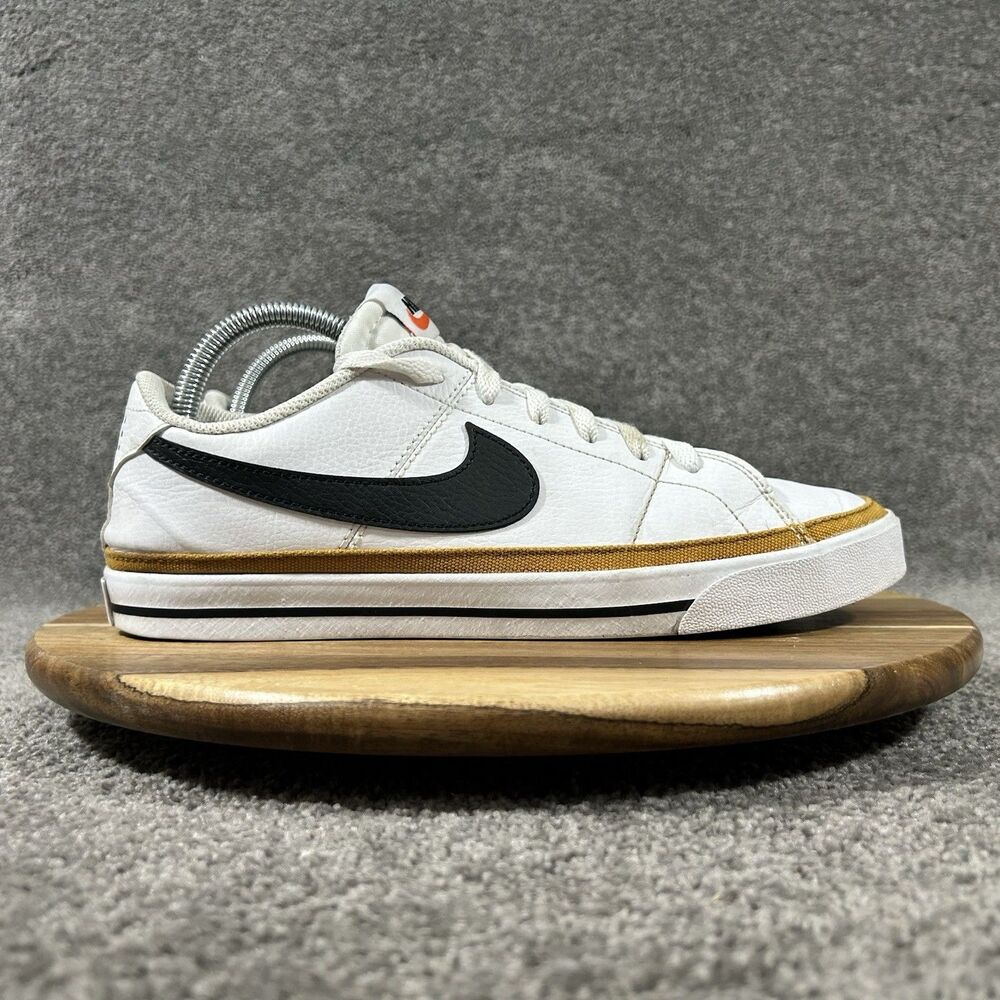 Nike Court Legacy Next Nature DH3162-100 Mens Size 8 White Casual Shoes Used